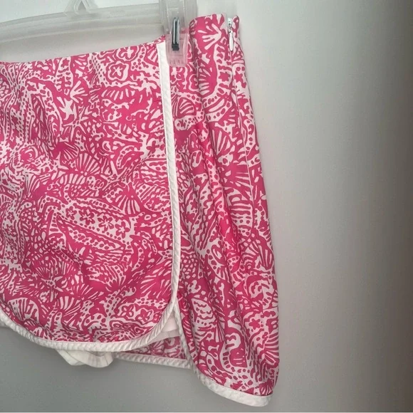 Lilly Pulitzer Cala Skort Hotty Pink White Get Crackin size 6 EUC - Picture 4 of 6